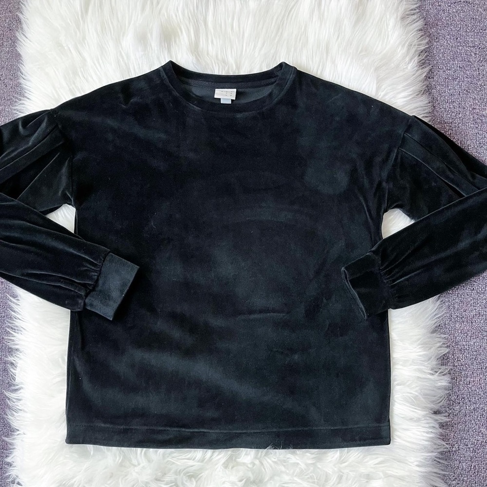 A New Day target crushed velvet long sleeve black puffy sleeve holiday trend